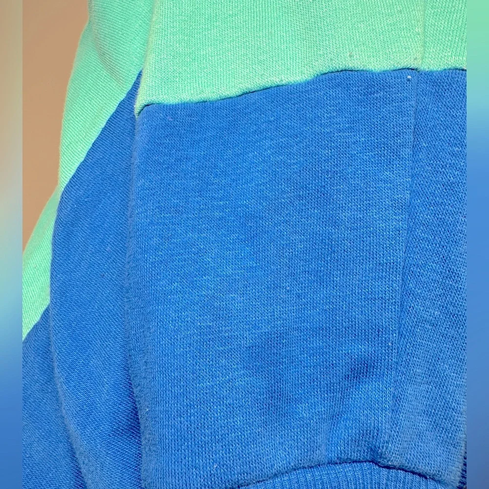 Gymboree pull over